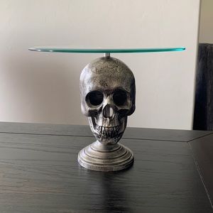 Skeleton Head Cake Plate